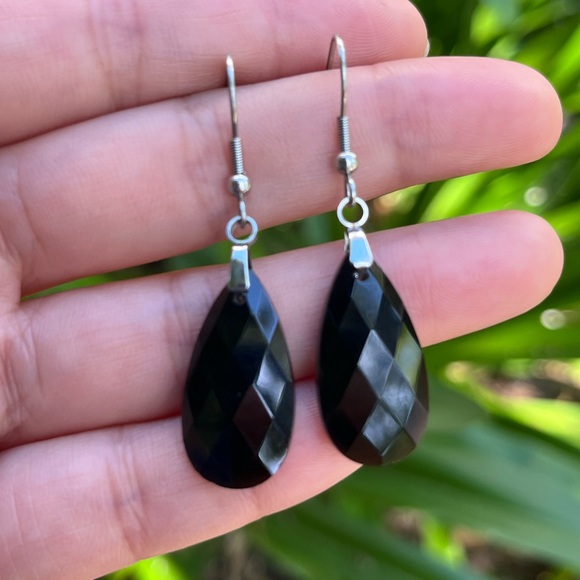 Stainless steel facated‎ black obsidian earrings - Picture 6 of 8